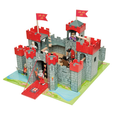 Le Toy Van Lionheart Castle Angle