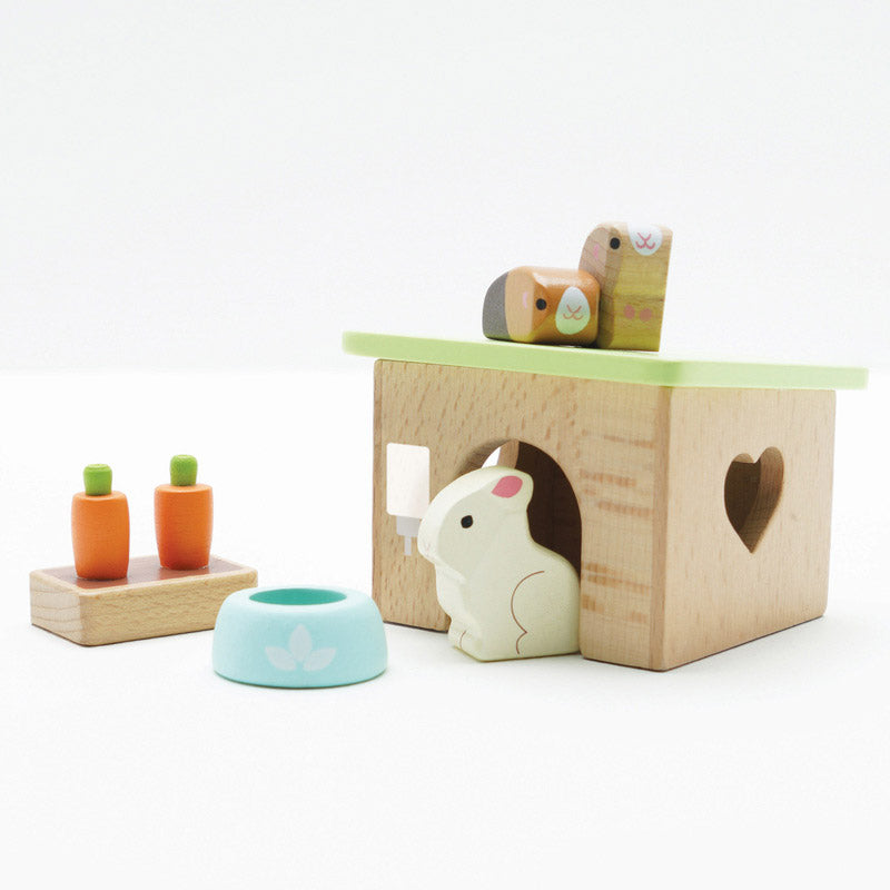 Le Toy Van Bunny with Guinea Pig Playset 3