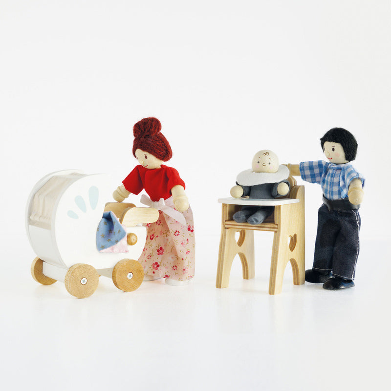 Le Toy Van Daisy Lane Doll House Nursery Set with Parents