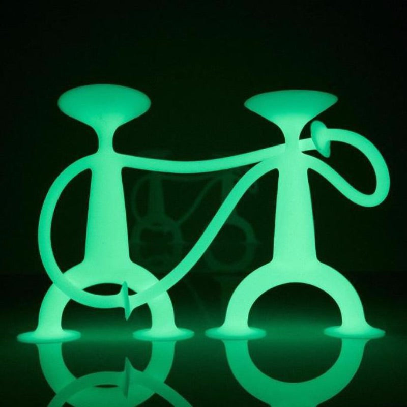 Moluk Oogi Glow in the Dark Silicone Suction Toy Pair 2
